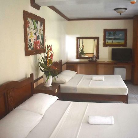 Tonglen Beach Resort Balabag  ภายนอก รูปภาพ