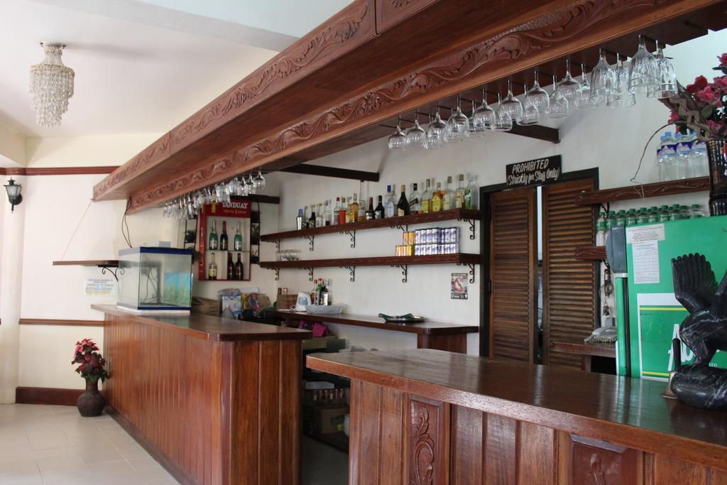 Tonglen Beach Resort Balabag  ภายนอก รูปภาพ
