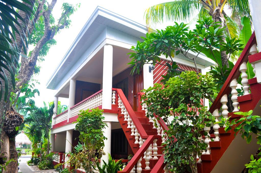 Tonglen Beach Resort Balabag  ภายนอก รูปภาพ