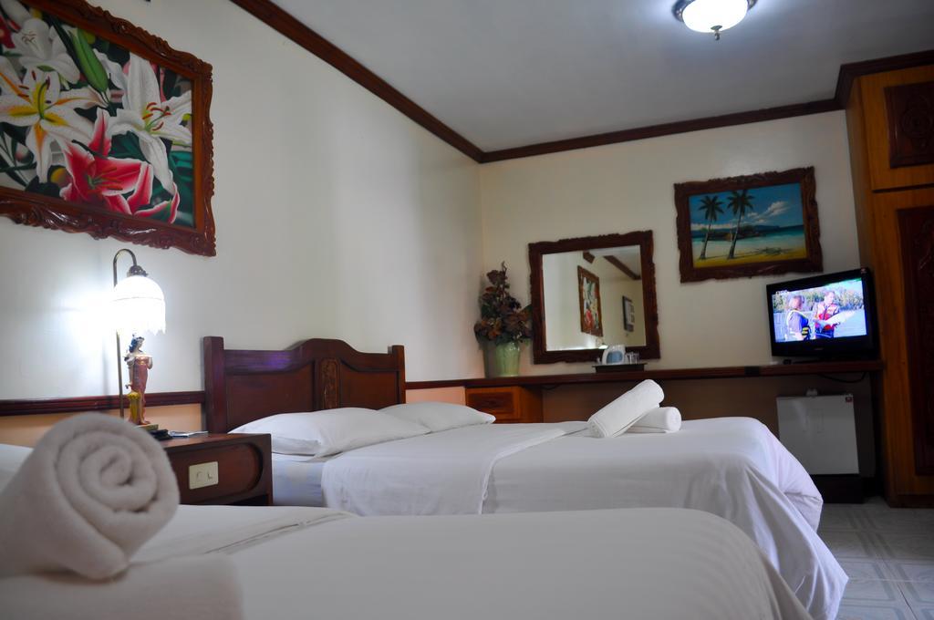 Tonglen Beach Resort Balabag  ภายนอก รูปภาพ